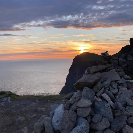 Lysboen Bua * Ramberg