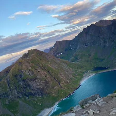 Nyaraló Lysboen Bua *